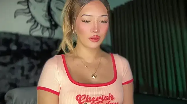 Snapshot of Jasmine_Elcock chatting on 02.01.25 Jasmine Elcock online show from 02.01.25