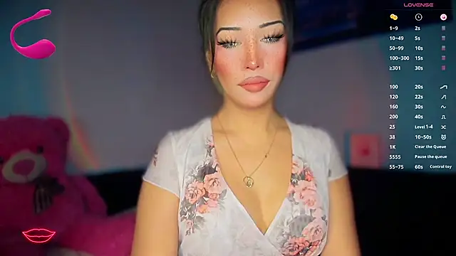 Snapshot of Jasmine_Elcock chatting on 11.02.25 Jasmine Elcock online show from 11.02.25