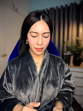 Jasmine Elcock online show from 04.22.26