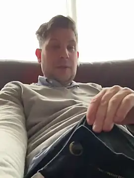 Taxidriver1988 online show from 12.30.24