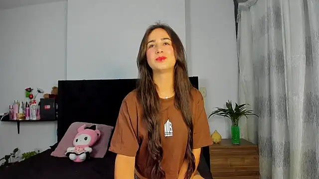 AndreaStivens online show from 11.14.25