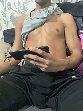 Kize69 online show from 02.14.25