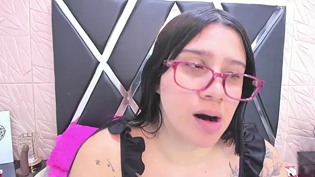 MiaCelestte online show from 01.28.25