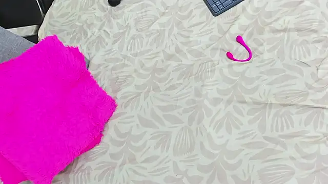 MiaCelestte online show from 02.02.25