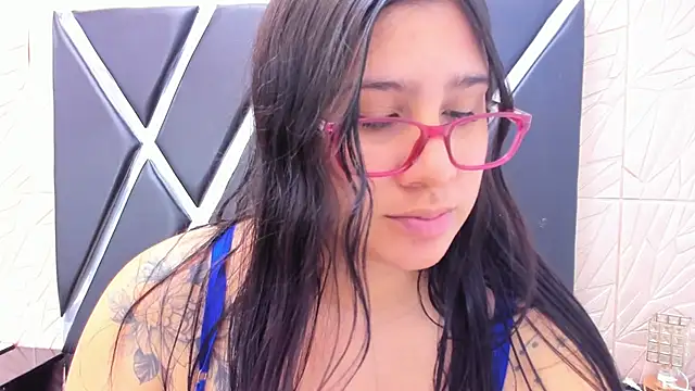 MiaCelestte online show from 03.05.25