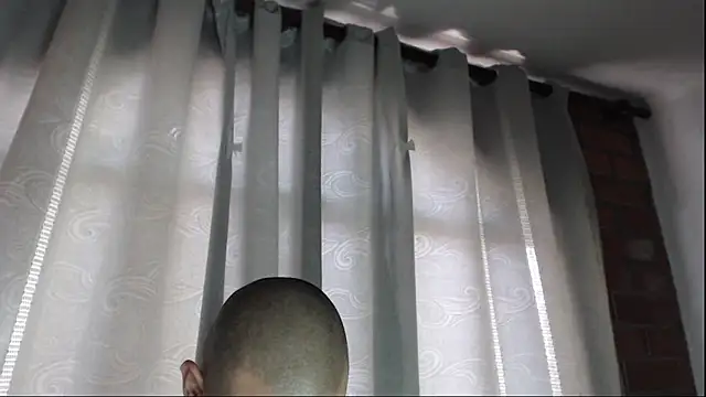 Armando 2002 online show from 09.24.25