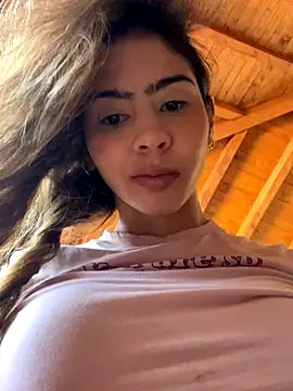 Snapshot of RouseColins chatting on 11.02.25 RouseColins online show from 11.02.25