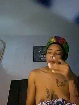 CutieFrmthehood online show from 01.11.25