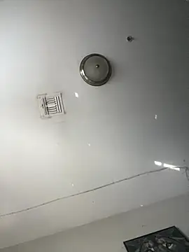 CutieFrmthehood online show from 10.10.25