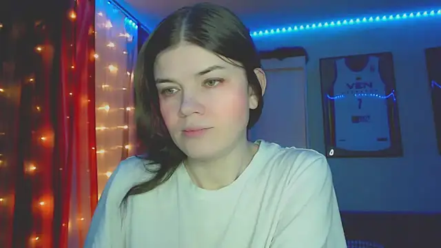 Snapshot of Klementa chatting on 02.25.26 Klementa online show from 02.25.26