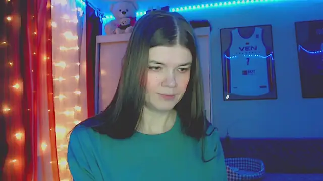 Snapshot of Klementa chatting on 02.27.26 Klementa online show from 02.27.26