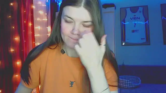 Snapshot of Klementa chatting on 03.01.26 Klementa online show from 03.01.26