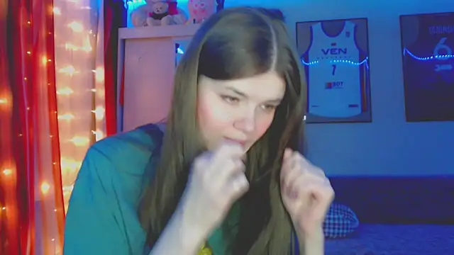 Snapshot of Klementa chatting on 03.02.26 Klementa online show from 03.02.26