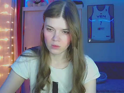 Snapshot of Klementa chatting on 03.28.26 Klementa online show from 03.28.26