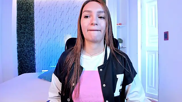 miataylorr1 online show from 03.10.26