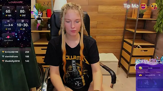  fiona Love online show from 01.26.25