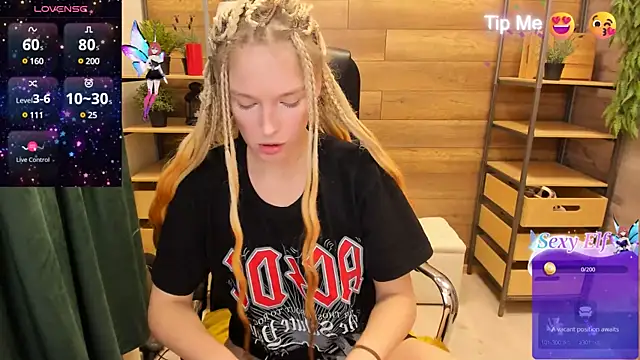  fiona Love online show from 01.26.25