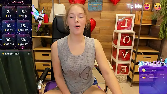  fiona Love online show from 03.05.25