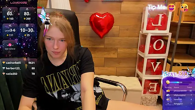  fiona Love online show from 03.11.25