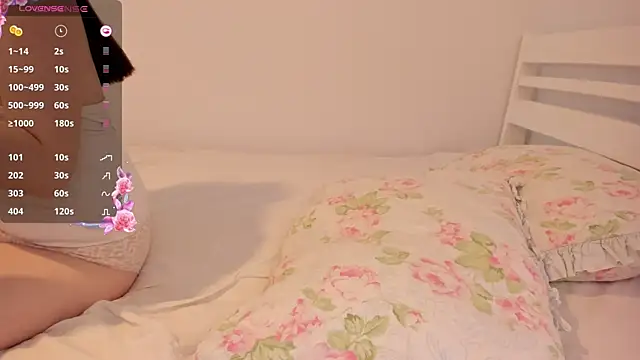  Snorkmaiden  online show from 03.04.25