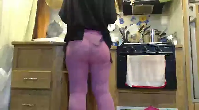 Snapshot of sexyinpantyhose chatting on 03.16.25 sexyinpantyhose online show from 03.16.25