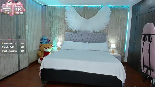 floryn susana online show from 01.24.25