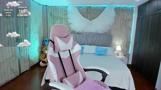 floryn susana online show from 02.23.25