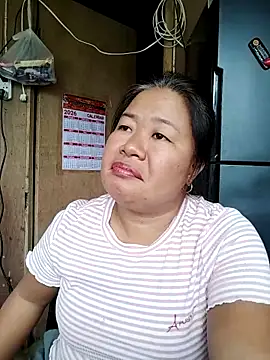 Snapshot of lickmepussy21 chatting on 02.11.26 lickmepussy21 online show from 02.11.26