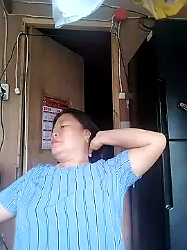 Snapshot of lickmepussy21 chatting on 02.24.26 lickmepussy21 online show from 02.24.26