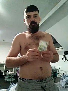 Snapshot of nero360 chatting on 11.15.25 nero360 online show from 11.15.25