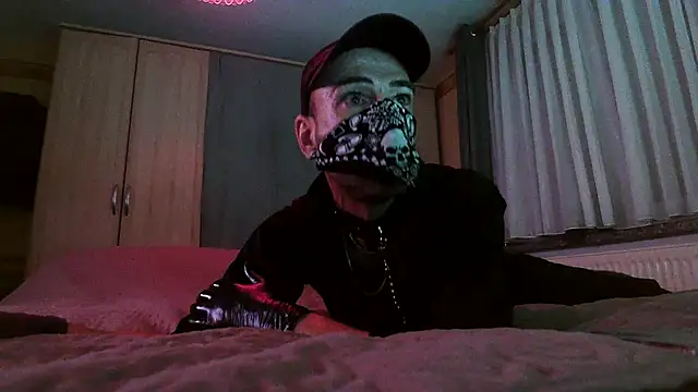 Danny Guy online show from 01.12.26