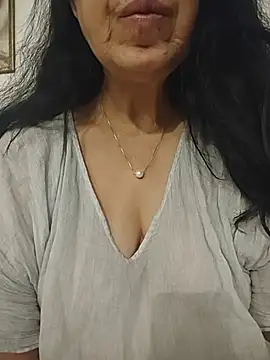 Snapshot of Susannemilf chatting on 05.08.26 Susannemilf online show from 05.08.26