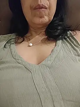 Snapshot of Susannemilf chatting on 05.26.26 Susannemilf online show from 05.26.26
