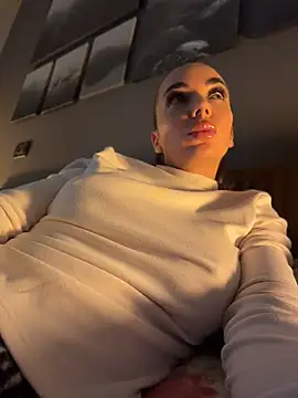 Snapshot of Bad_Giorgia chatting on 04.13.26 Bad Giorgia online show from 04.13.26