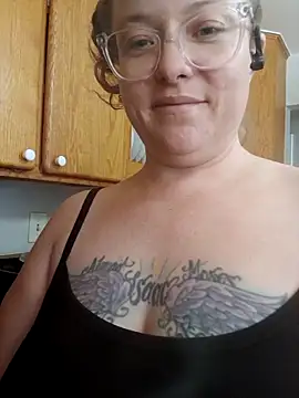 julimonroe online show from 02.20.25