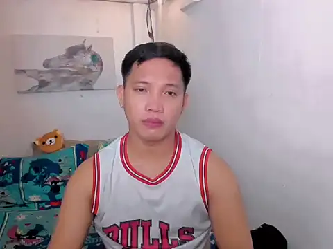 xSebastian19 online show from 04.28.26