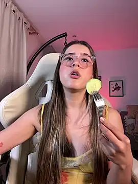 Snapshot of Stormiie777 chatting on 03.03.26 Stormiie777 online show from 03.03.26