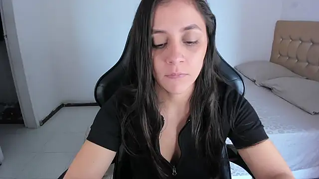 EmmaGrace1999 online show from 01.10.26