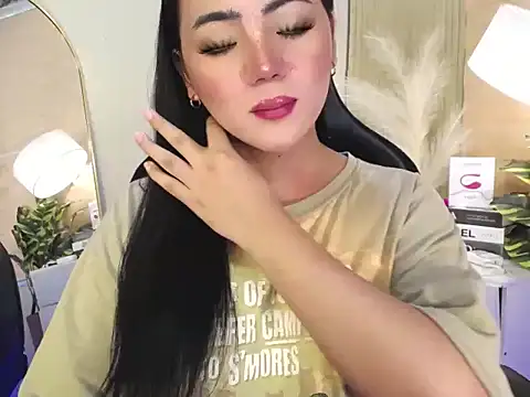 Snapshot of Martha_pookerxxx chatting on 03.20.25 Martha pookerxxx online show from 03.20.25