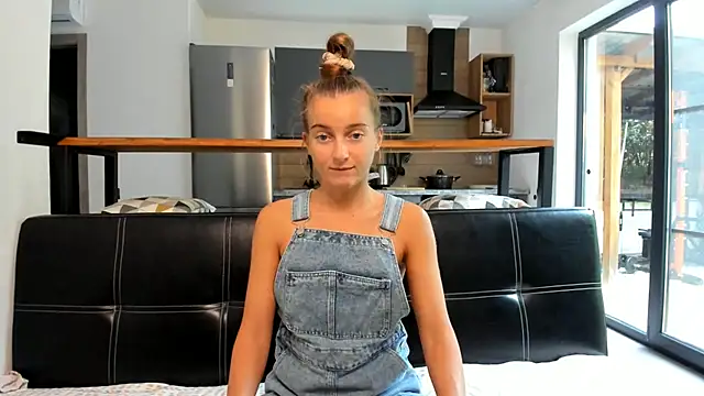 ElizSweet online show from 10.23.25