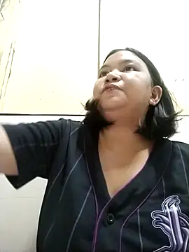 milkytitsmom4u online show from 10.03.25