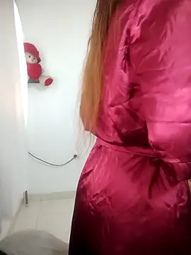 lorenitabella online show from 04.15.26