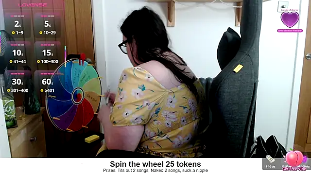 Rebecca Summer online show from 05.18.26