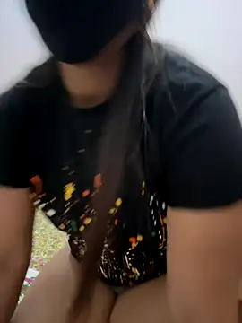 Snapshot of katrina_0143 chatting on 10.29.25 katrina 0143 online show from 10.29.25