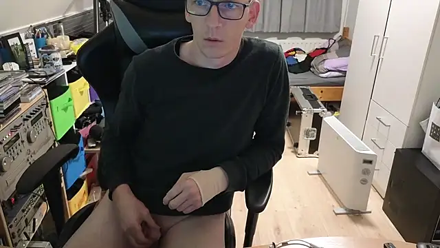 sexmenlion online show from 10.12.25