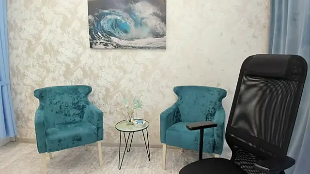 Snapshot of RedLipse chatting on 01.18.25 RedLipse online show from 01.18.25