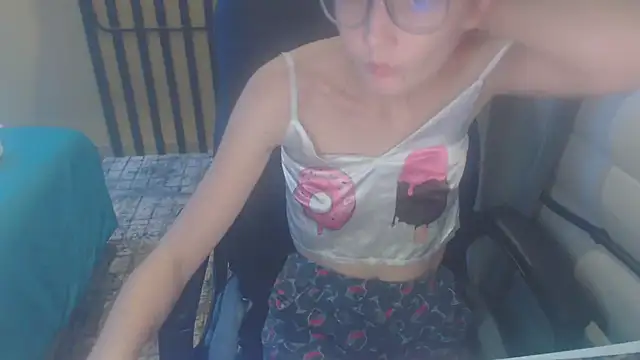 Laco-cO online show from 11.04.25