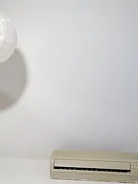 Snapshot of Molly_newman6 chatting on 11.08.25 Molly newman6 online show from 11.08.25