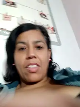 Snapshot of Molly_newman6 chatting on 11.13.25 Molly newman6 online show from 11.13.25