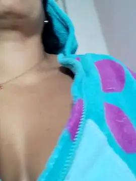 Snapshot of Molly_newman6 chatting on 11.16.25 Molly newman6 online show from 11.16.25